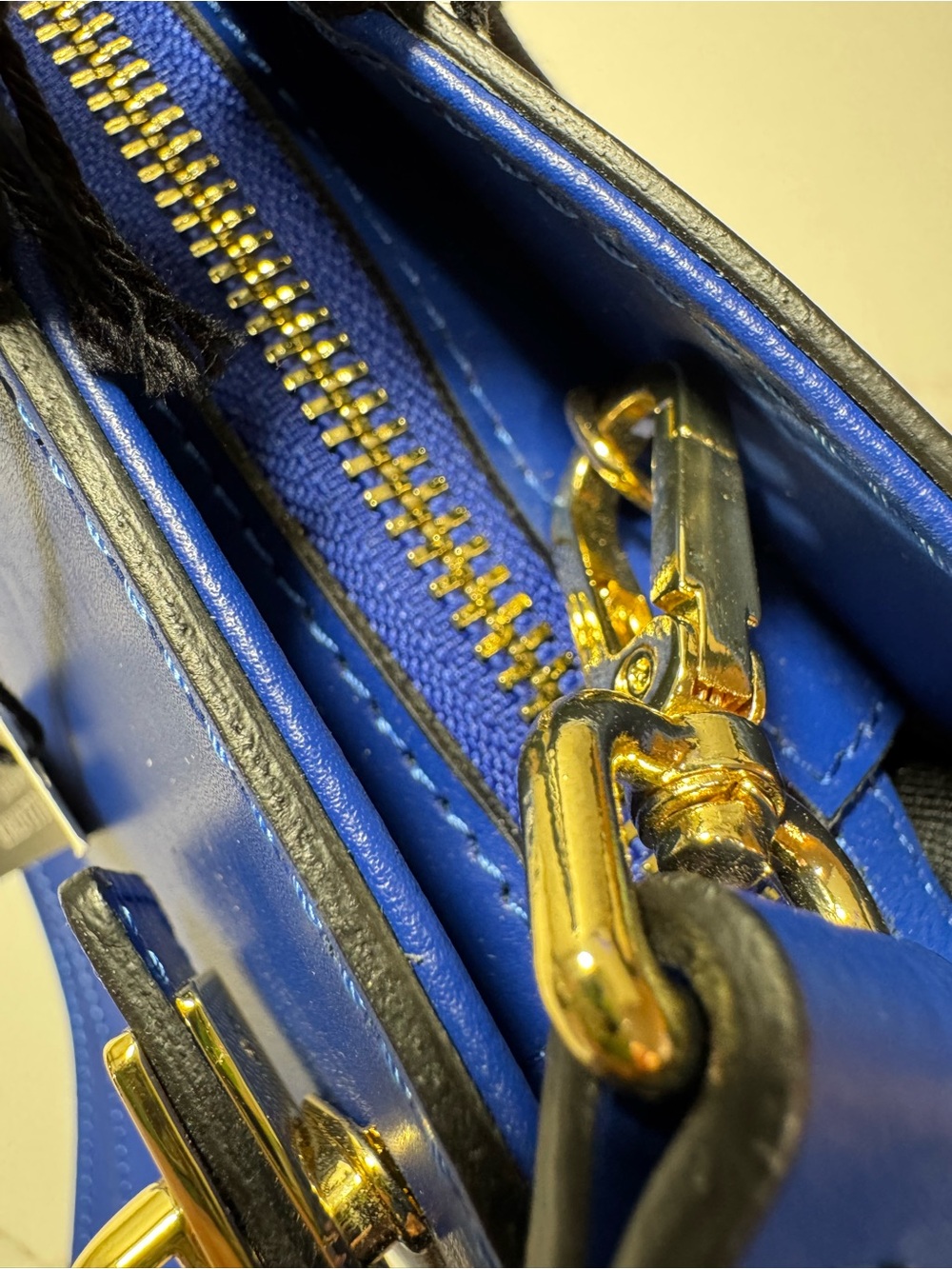 CLAUDIA FIRENZE Cobalt Blue smooth leather, top-handles w/removable strap - Picture 4 of 16
